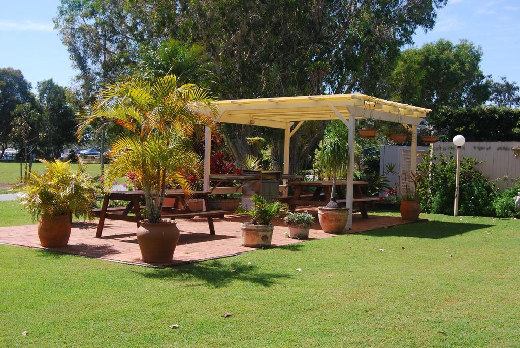 Regency Waterfront Noosa Aparthotel Noosaville Kültér fotó