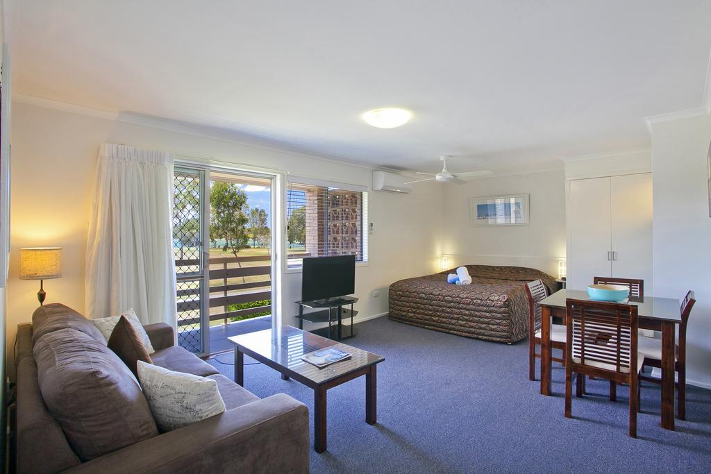 Regency Waterfront Noosa Aparthotel Noosaville Kültér fotó