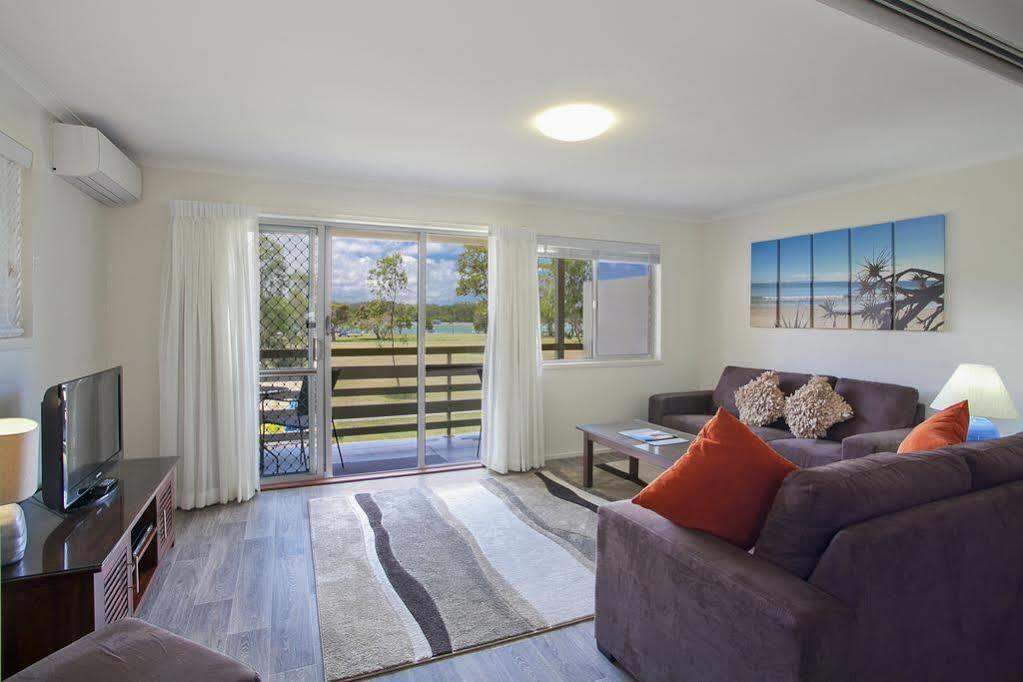 Regency Waterfront Noosa Aparthotel Noosaville Kültér fotó